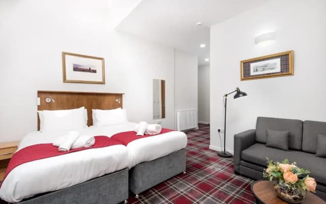 Smith Place Hotel - photo 5