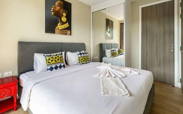 Diamond Condominium By Alexanders - photo 4