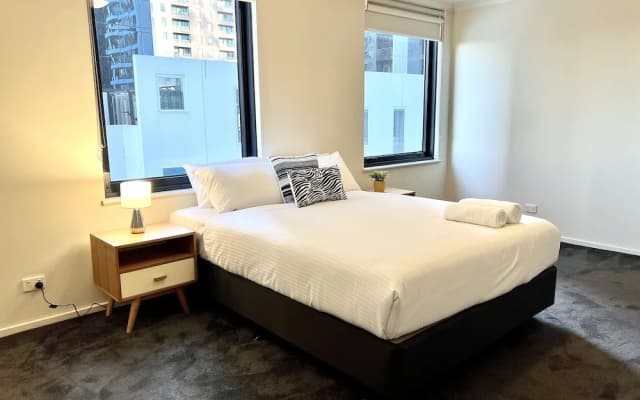 ReadySet Apartments on Kavanagh - photo 4