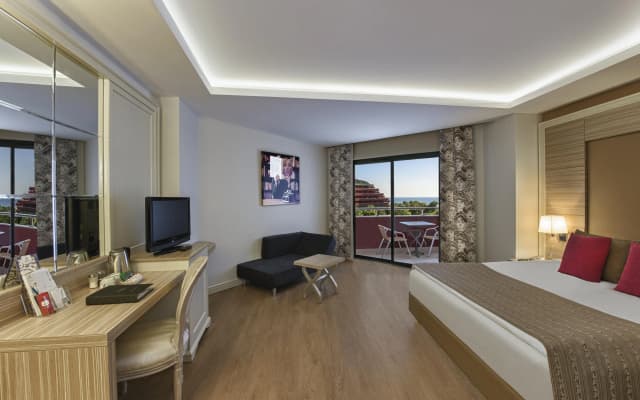 Delphin Deluxe Resort Hotel - All Inclusive - photo 4