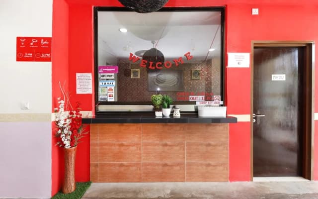 Corridor Hotel - photo 2