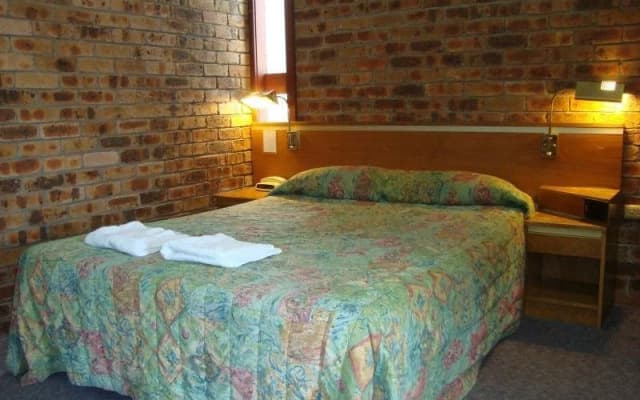 Blakehurst Motor Inn - photo 4