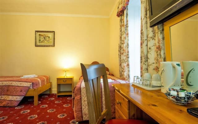 Cumberland Hotel - photo 4