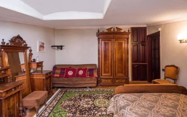 Lia's Guest House - photo 5