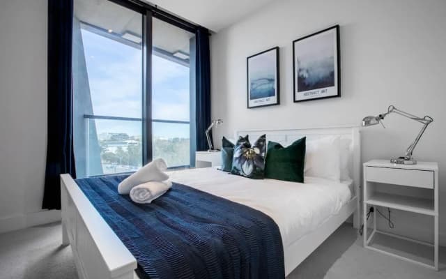 Breathtaking Lake/parkview Apt Pool&gym@3br - photo 3
