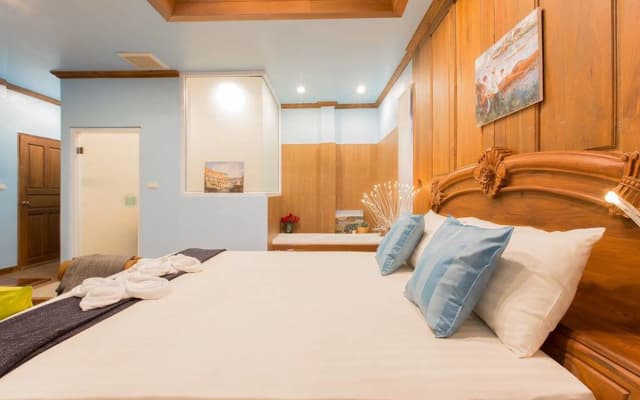 S48 Hotel - photo 3