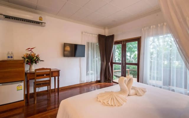 Twin Bay Resort - photo 5