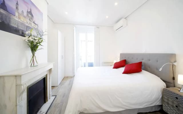 Dobo Rooms Puerta Del Sol I - photo 5