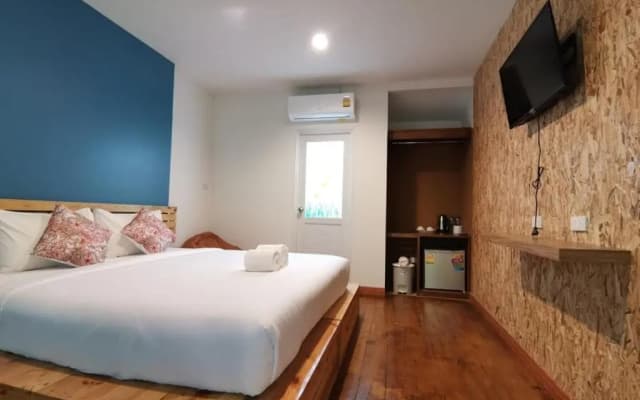 Nua Tone Resort & Cafe - photo 3