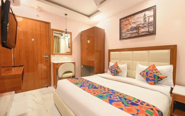 FabHotel Ramhan - Nr. Patel Nagar Metro - photo 3