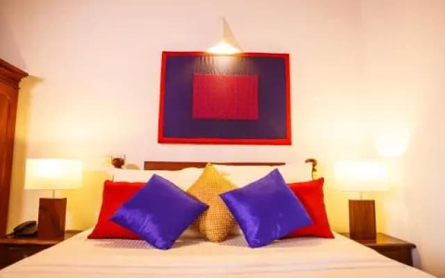 Sunrise Boutique - photo 3
