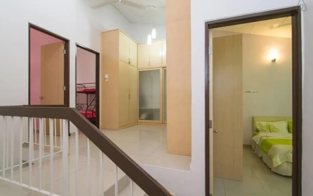 11A Penang Homestay - photo 4