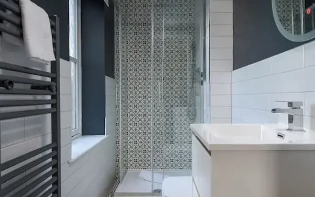 3 Huntingdon Place - photo 4