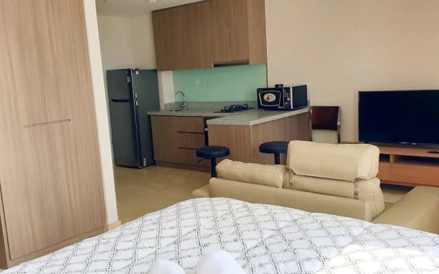 Spacious room at 23th city view - photo 4