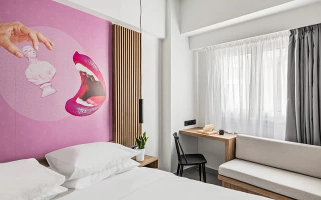 The Q Hotel - photo 5