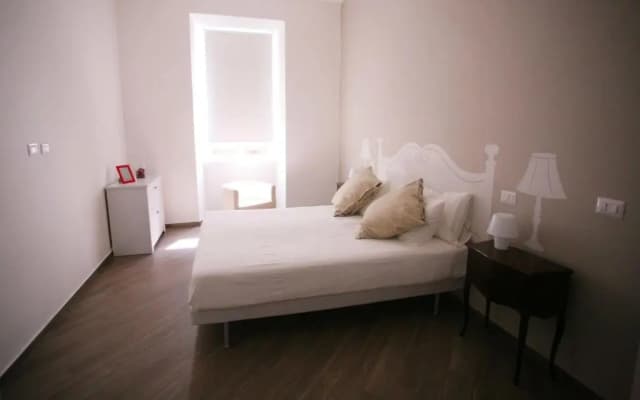 Red Flat In Rome - photo 2