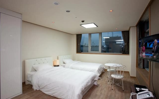 Yd Residence - photo 4