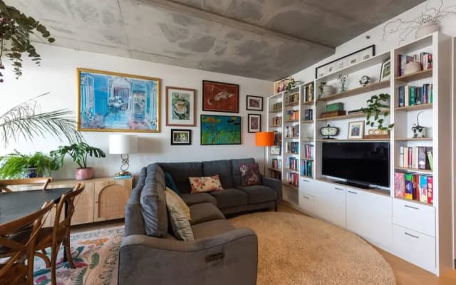 Brunswick Retreat! 5th Floor 1-bed Unit w Parking - photo 3