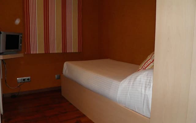 Hotel Annex - photo 5