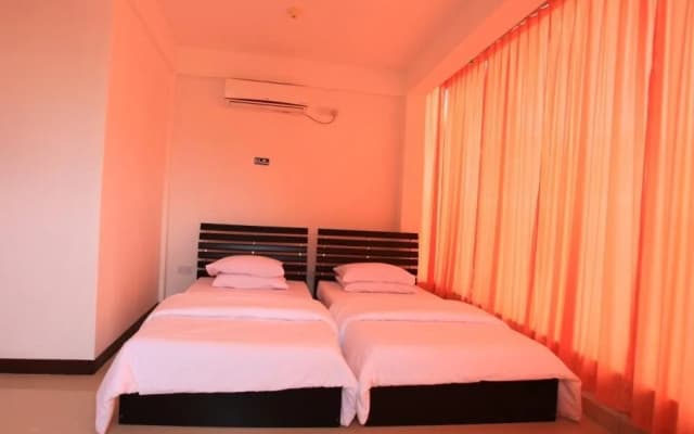 Roashanee Guest House - photo 3