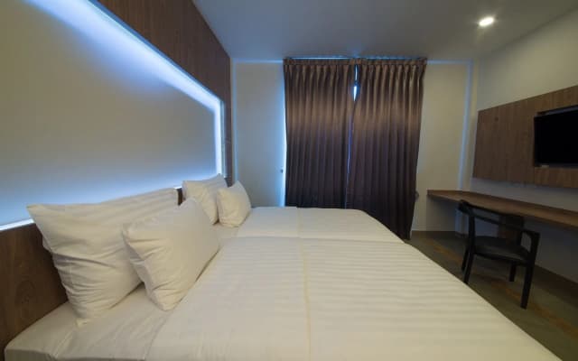 V20boutique Jacuzzi Hotel - photo 2
