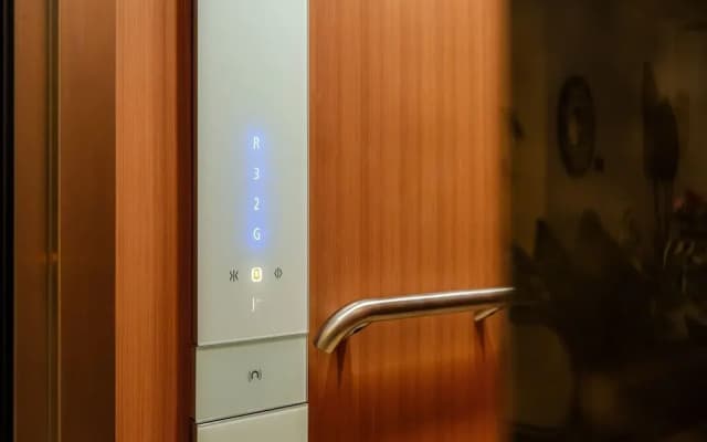 Avanya Luxury Apartments by Pertama Stay - photo 3
