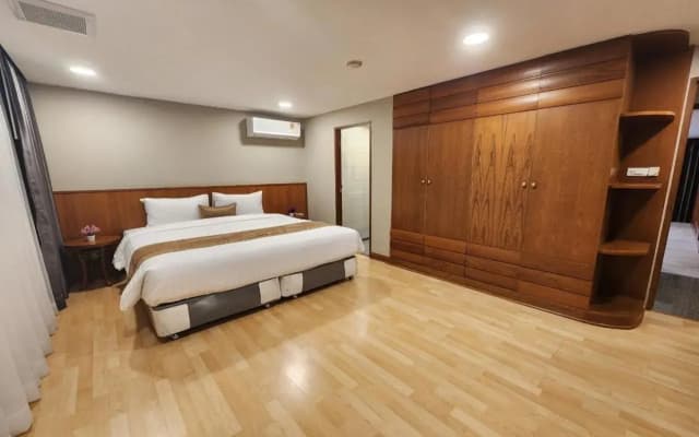 United Tower Thonglor by Aspira - photo 4
