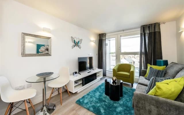 Edgware Apartments - photo 4