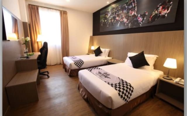 Hype Motorsports Hotel, Kuala Lumpur International Airport - photo 2