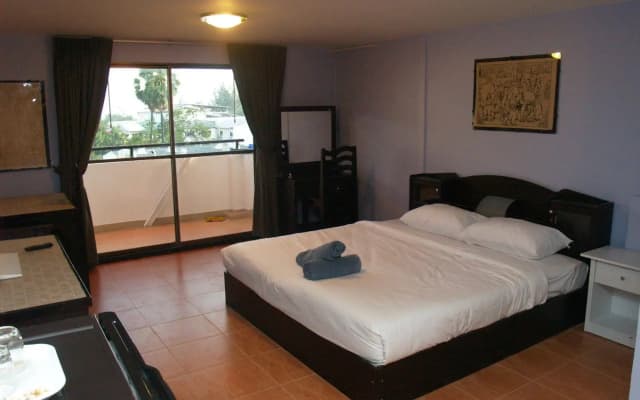 OYO 963 Sunshine Guesthouse - photo 5