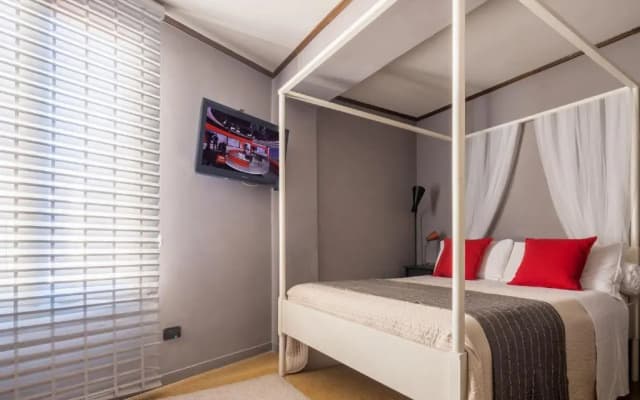 Centrale Venice Apartments - photo 3