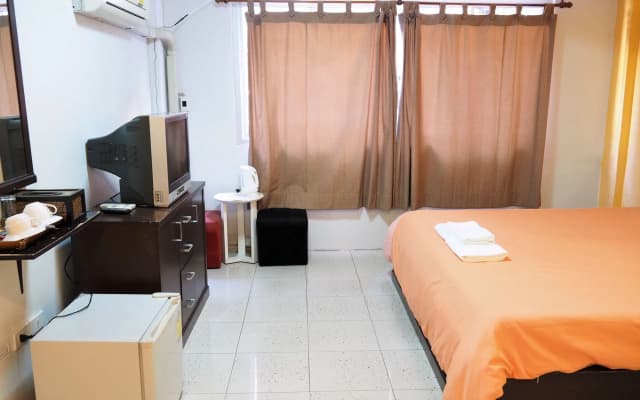 The Boss's Place - photo 4