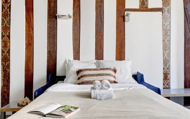 Charming 1BR in Saint-Germain Sleeps 4 - photo 3