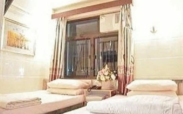 Carlton Guest House - Carlton Group of Hostels - photo 5
