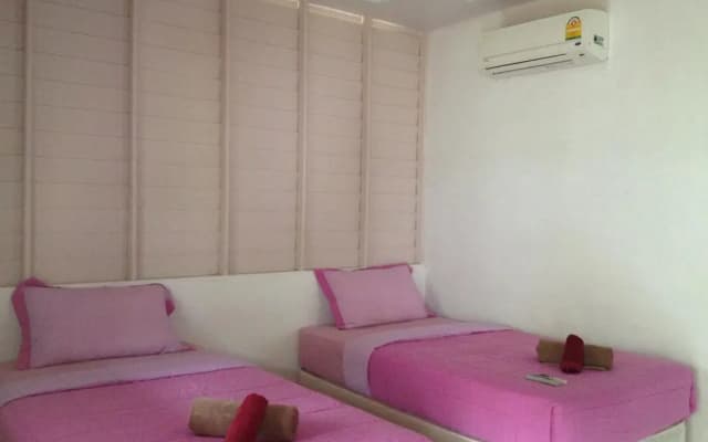 Haadyao Bungalows - photo 3