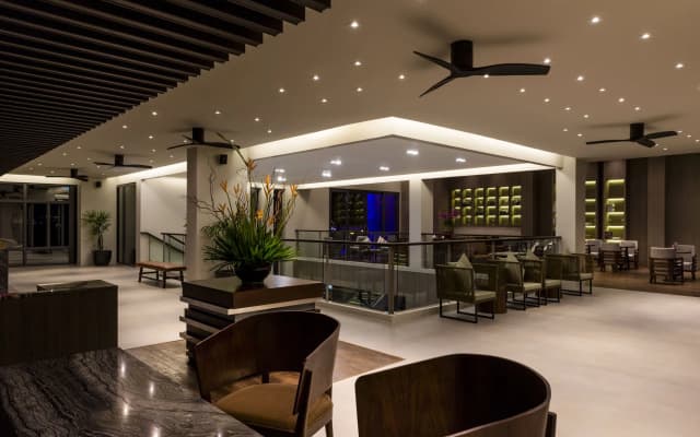 Hotel Ikon Phuket - photo 2