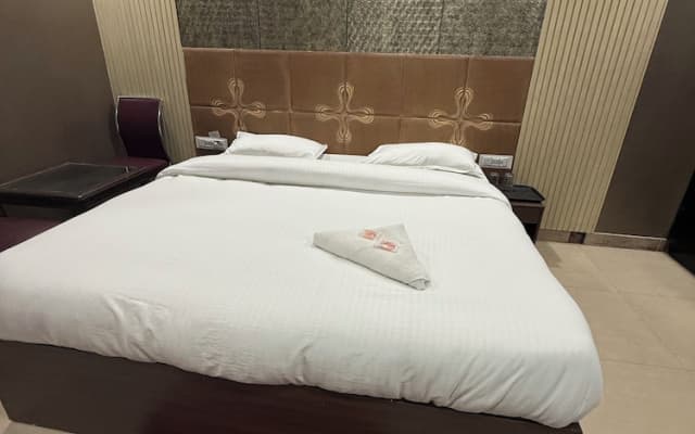 Hotel om international - photo 4