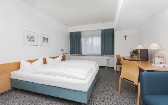 Akademie Hotel Pankow - photo 4