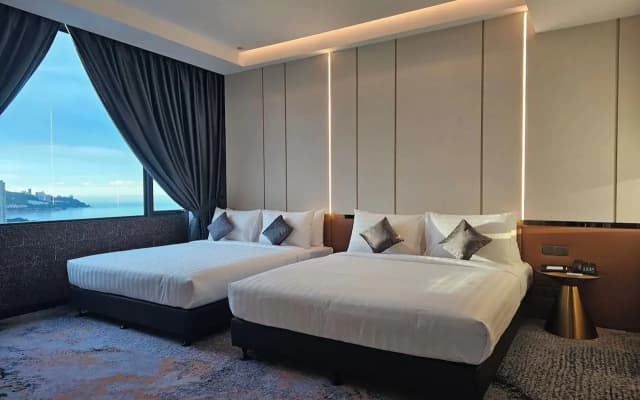 Hompton by the Beach Penang - photo 3