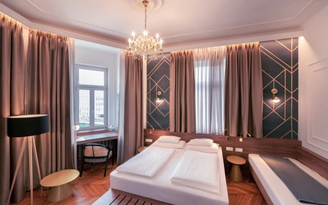 BoutiqueHOTEL Donauwalzer - photo 4
