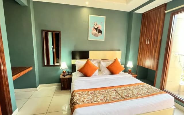 Qotel Hotel Church House Rohini Sector 15 - photo 3