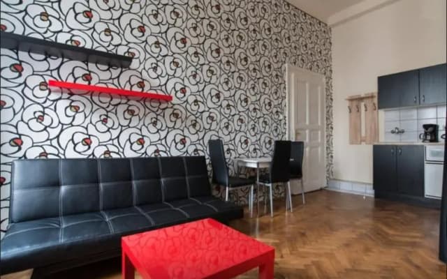 Sparrowl Apartments - photo 2