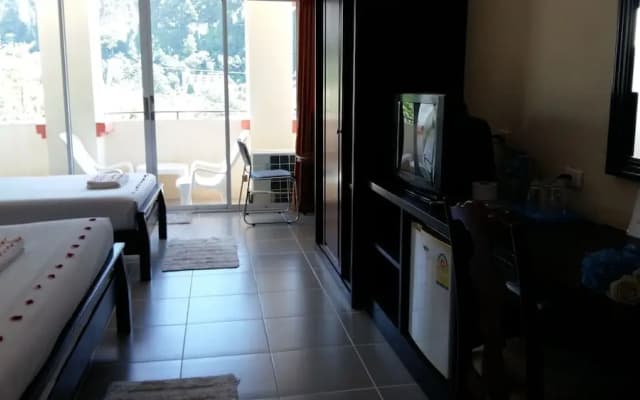 Number One Guest House - photo 5