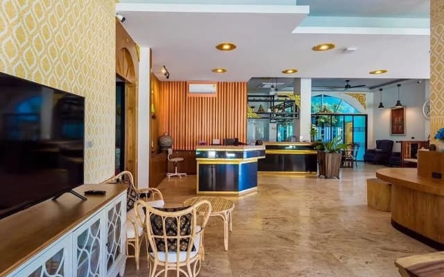Coco Paradiso Phuket Hotel - photo 2