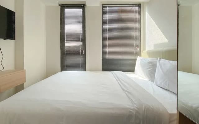 Cozy And Simply Studio Room At Osaka Riverview Pik 2 Apartment - photo 2
