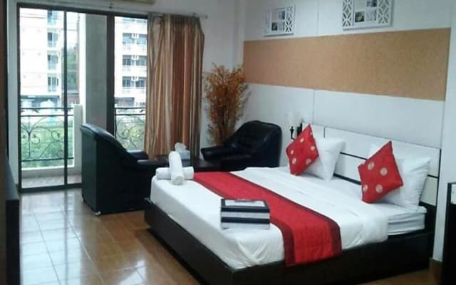 Hotel Valentine - photo 4