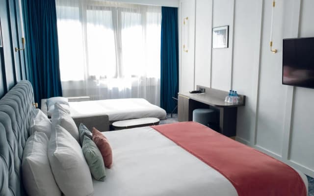 Pley Hotel - photo 4