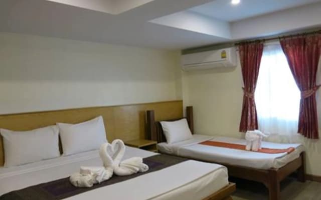 Patong Palace Hotel - photo 5