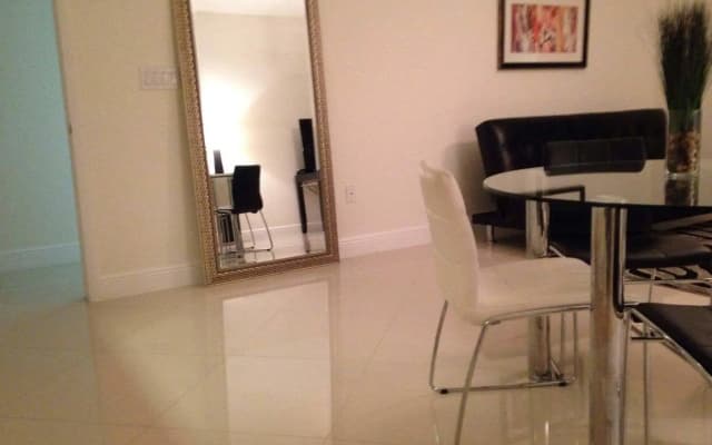 Lyx Suites at One Broadway - photo 3