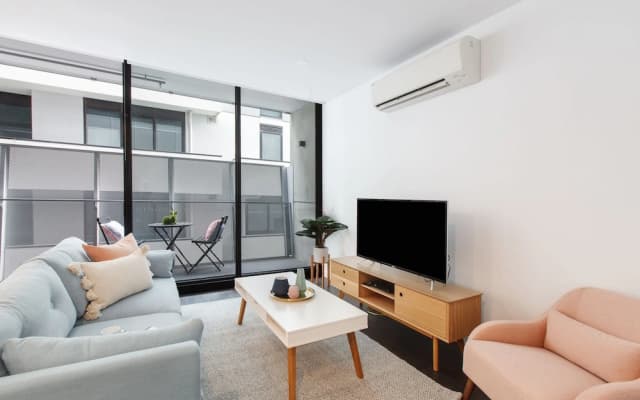 Harvard Apartments by Ready Set Host - photo 4